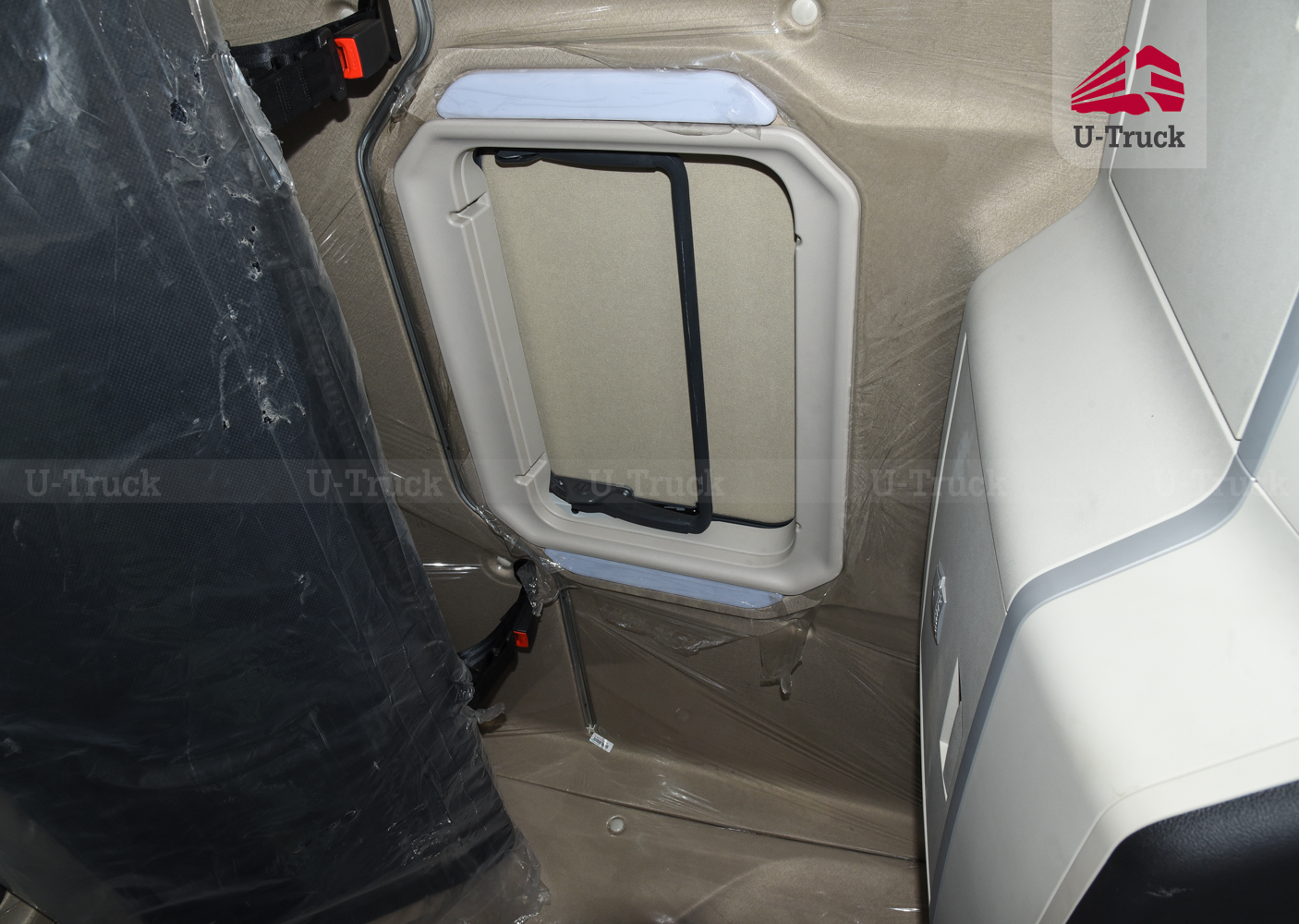 Xe Tải TH7 8×4 Khung Mui Nhập Khẩu 9M7