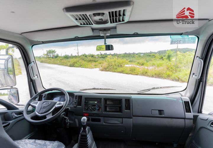 Xe tải JAC N680 Thùng bạt 6T5