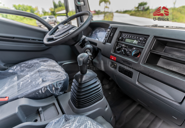 Xe tải JAC N680 Thùng bạt 6T5