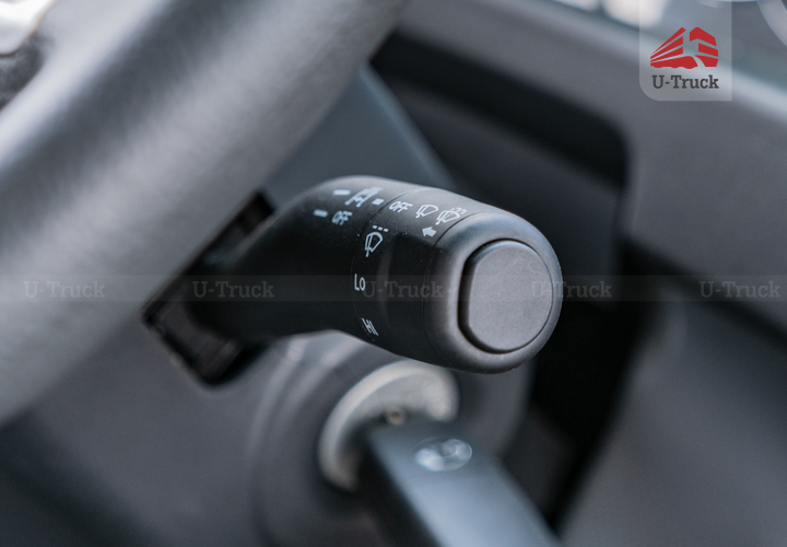 Xe tải JAC N680 Thùng bạt 6T5