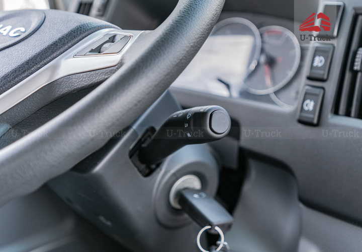 Xe tải JAC N680 Thùng bạt 6T5