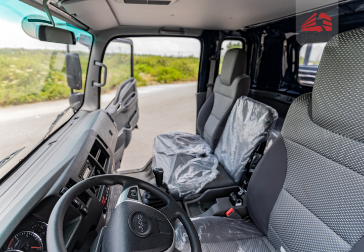 Xe tải JAC N680 Thùng bạt 6T5