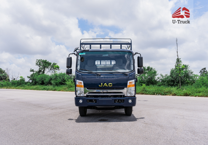 Xe tải JAC N680 Thùng bạt 6T5