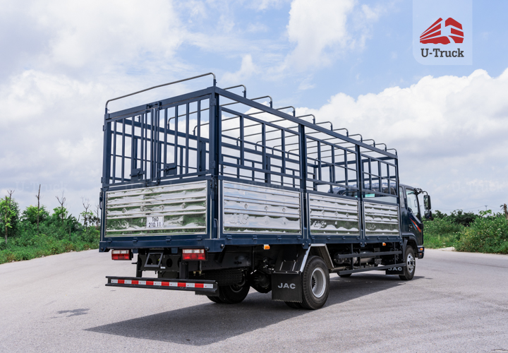 Xe tải JAC N680 Thùng bạt 6T5