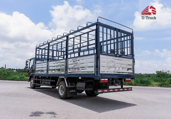 Xe tải JAC N680 Thùng bạt 6T5