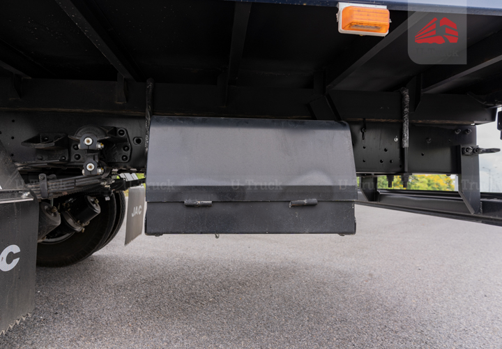 Xe tải JAC N680 Thùng bạt 6T5