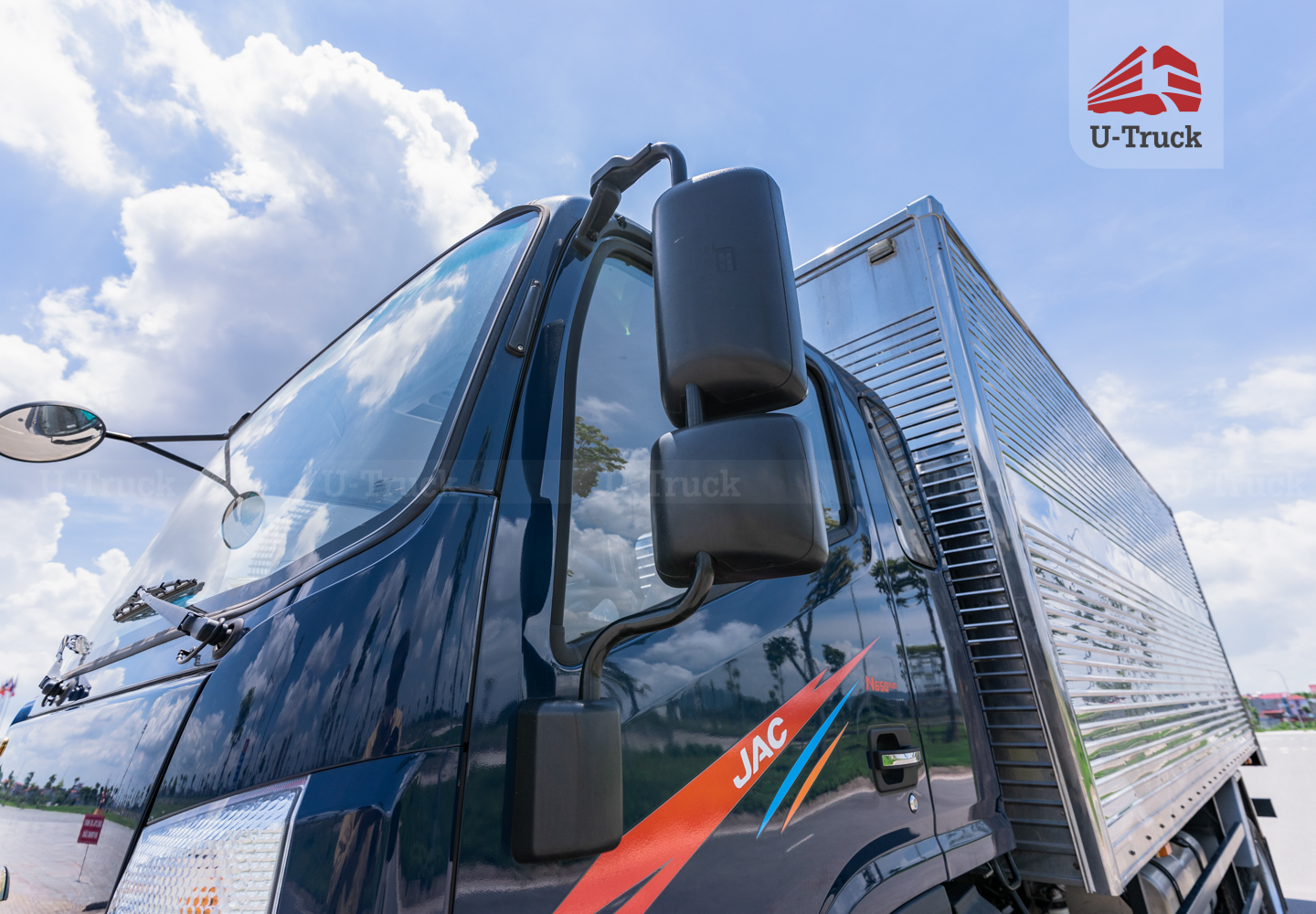 Xe tải JAC N650S Plus Thùng kín 6T4