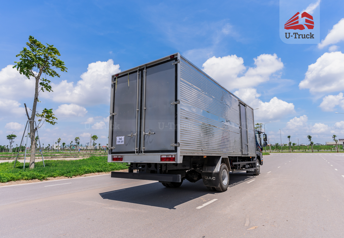 Xe tải JAC N650S Plus Thùng kín 6T4