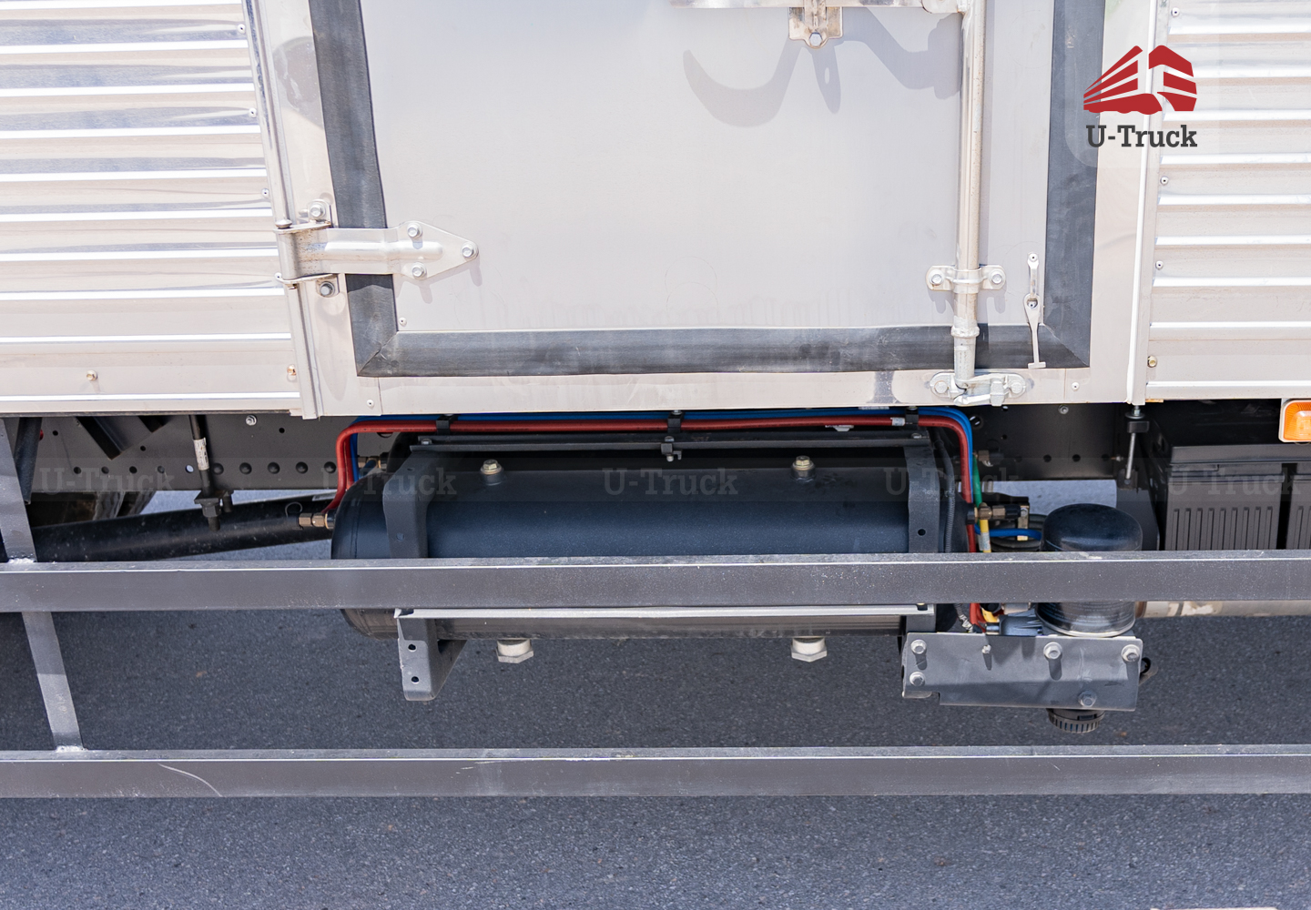 Xe tải JAC N650S Plus Thùng kín 6T4