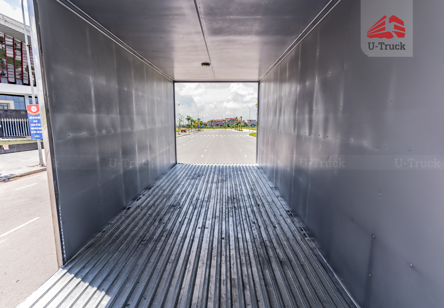 Xe tải JAC N650S Plus Thùng kín 6T4