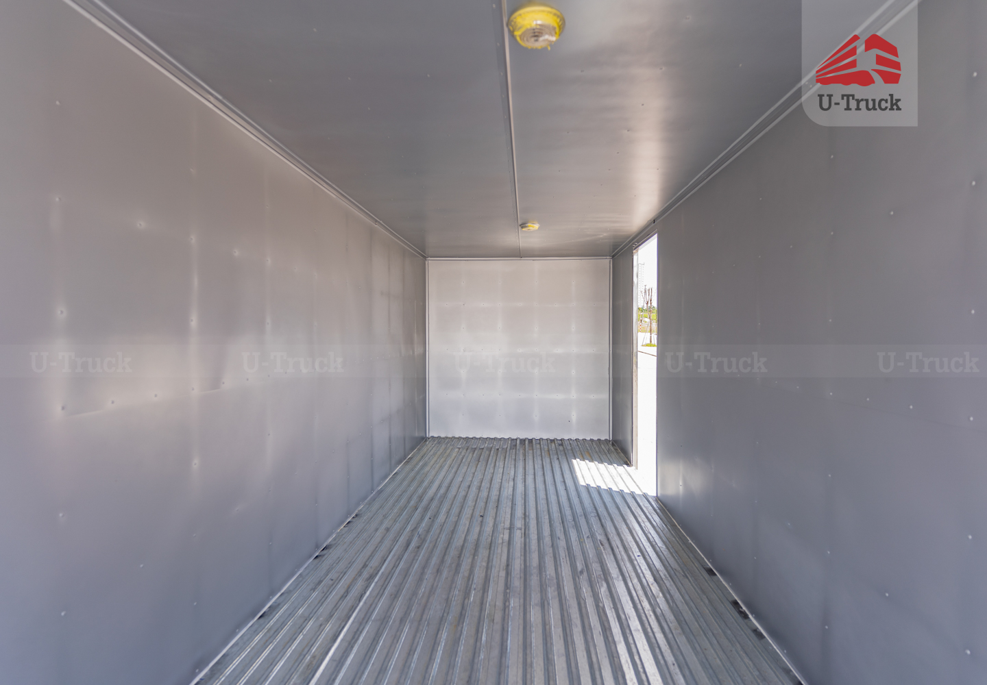 Xe tải JAC N650S Plus Thùng kín 6T4