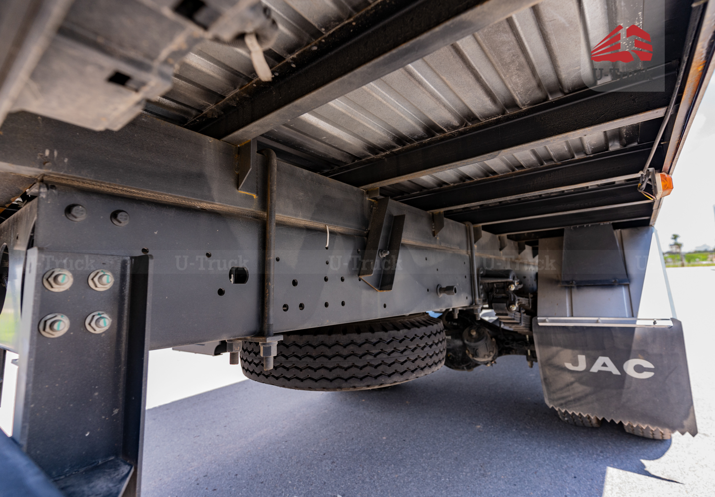 Xe tải JAC N650S Plus Thùng kín 6T4