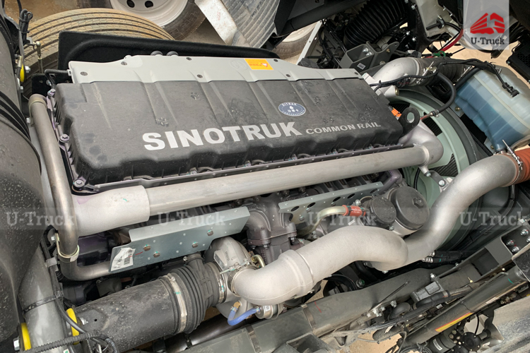 Xe đầu kéo HOWO G7 440 cầu láp