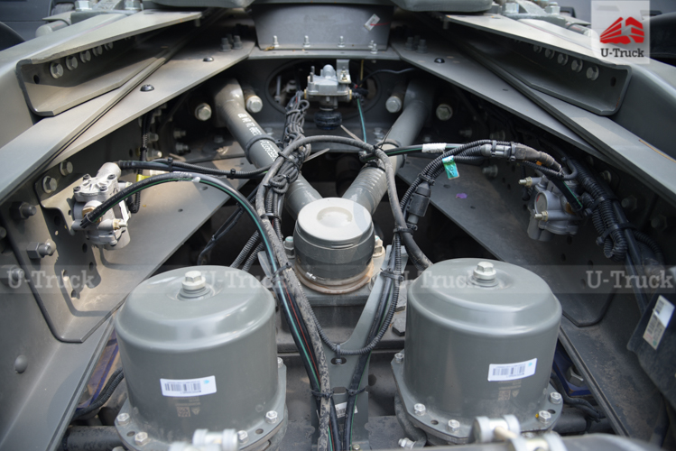 Xe đầu kéo HOWO G7 540 cầu dầu