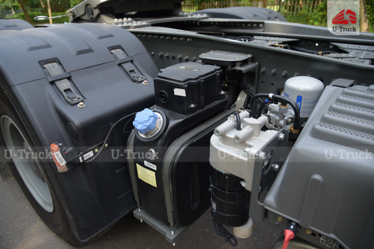 Xe đầu kéo HOWO G7 540 cầu dầu