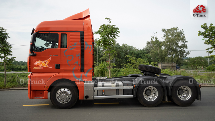 Xe đầu kéo HOWO G7 540 cầu láp