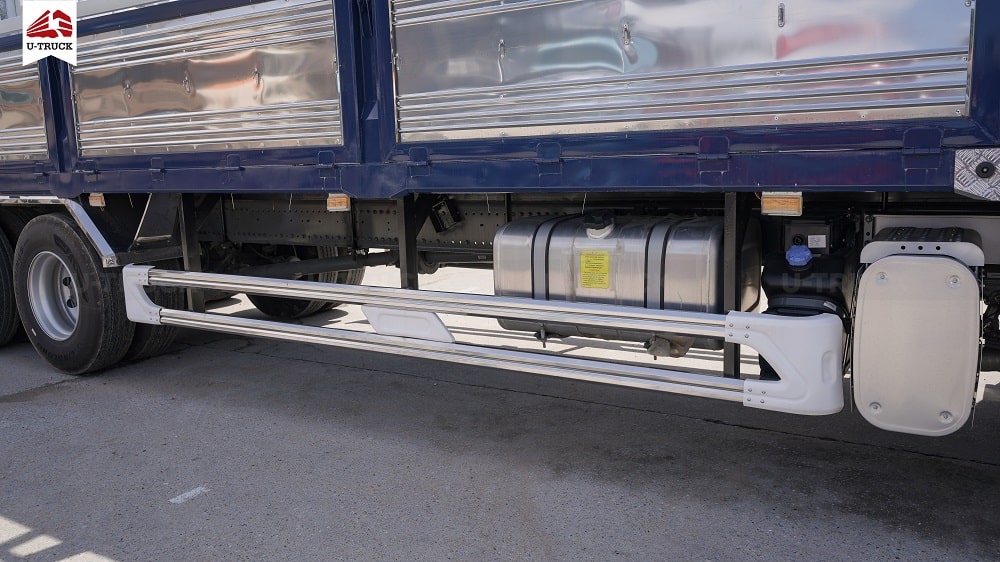 Xe tải HOWO MAX 280 6X2 Khung Mui 9M9 (NEW)