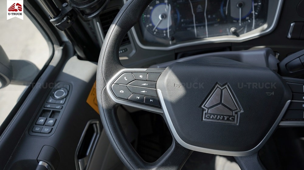 Xe tải HOWO MAX 280 6X2 Khung Mui 9M9 (NEW)