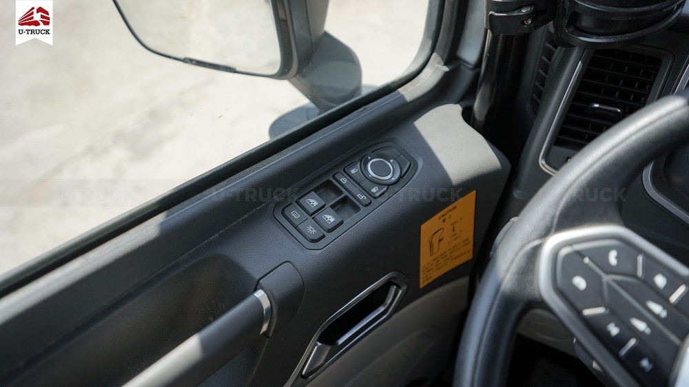 Xe tải HOWO MAX 280 6X2 Khung Mui 9M9 (NEW)