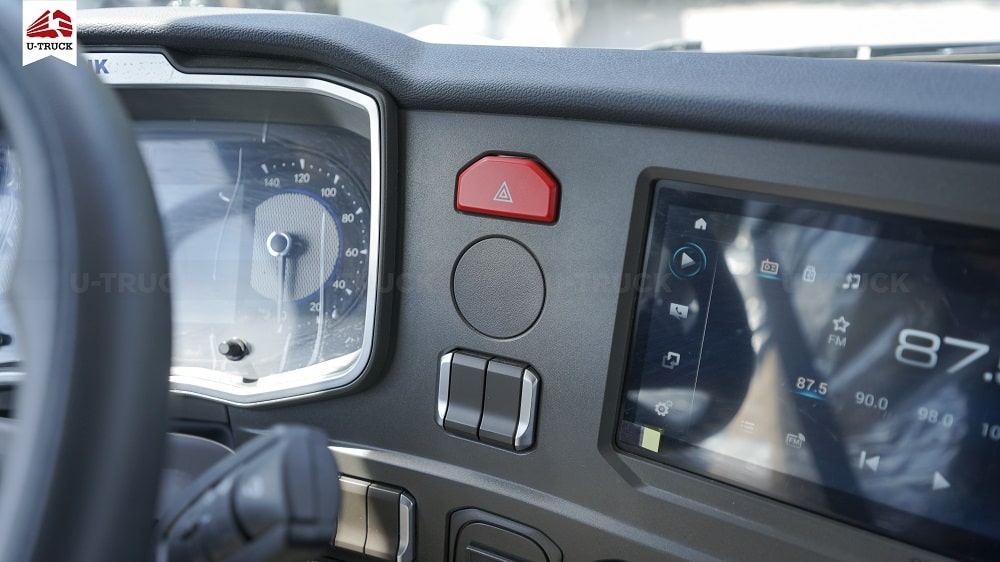 Xe tải HOWO MAX 280 6X2 Khung Mui 9M9 (NEW)