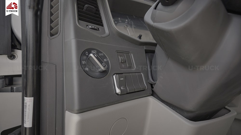 Xe tải HOWO MAX 280 6X2 Khung Mui 9M9 (NEW)