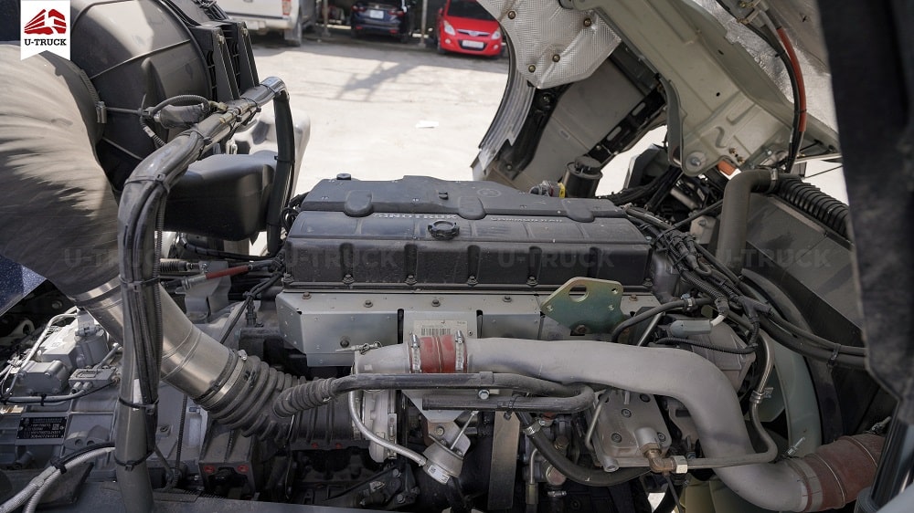 Xe tải HOWO MAX 280 6X2 Khung Mui 9M9 (NEW)