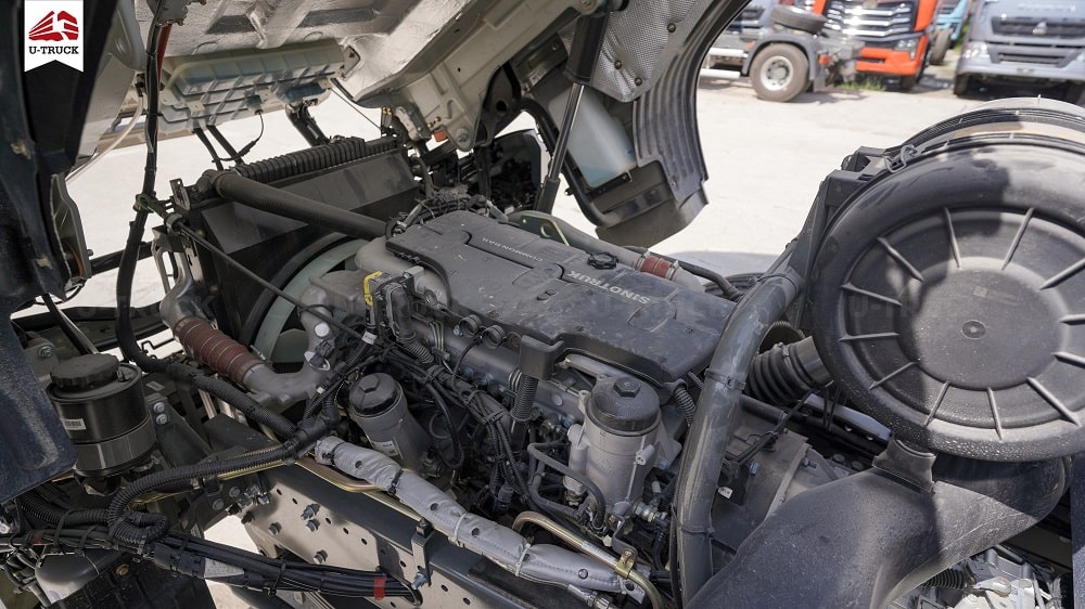 Xe tải HOWO MAX 280 6X2 Khung Mui 9M9 (NEW)