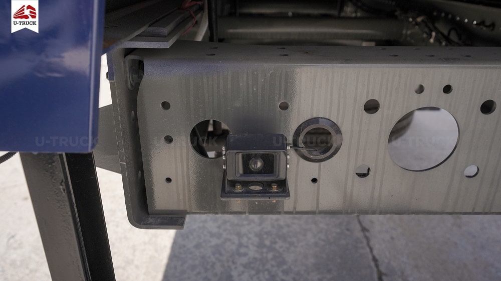 Xe tải HOWO MAX 280 6X2 Khung Mui 9M9 (NEW)