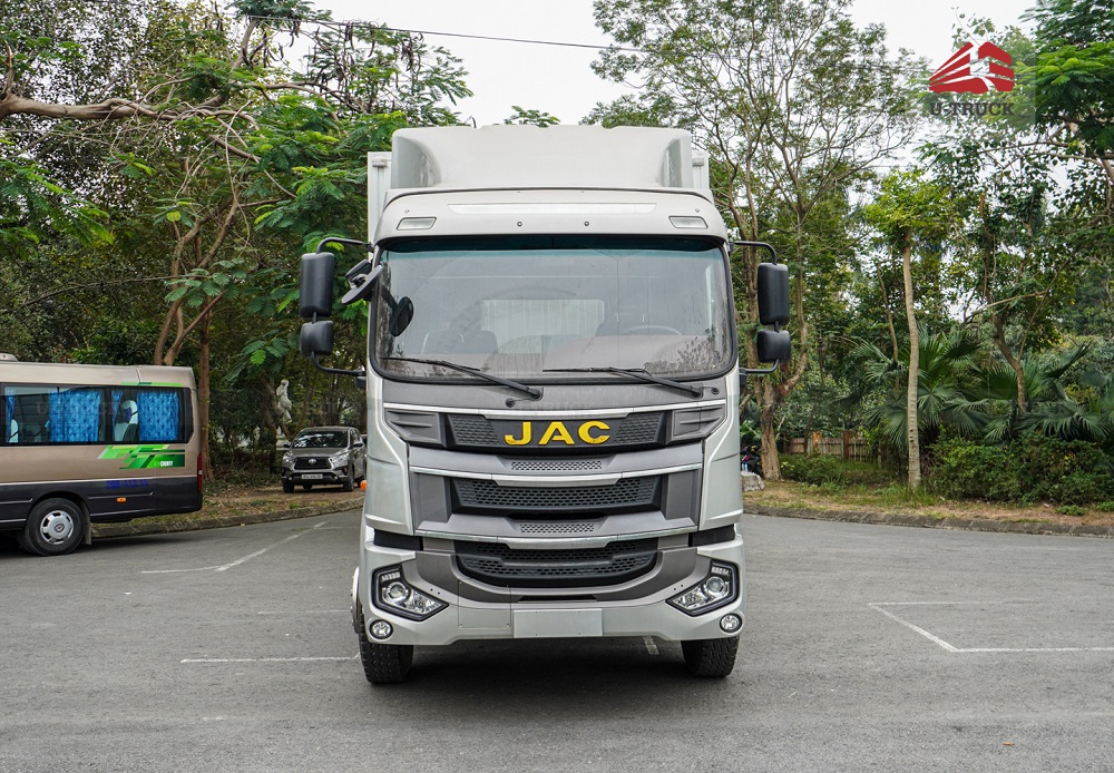 Xe tải JAC A5 4X2 thùng công nhập khẩu 1CH 10M