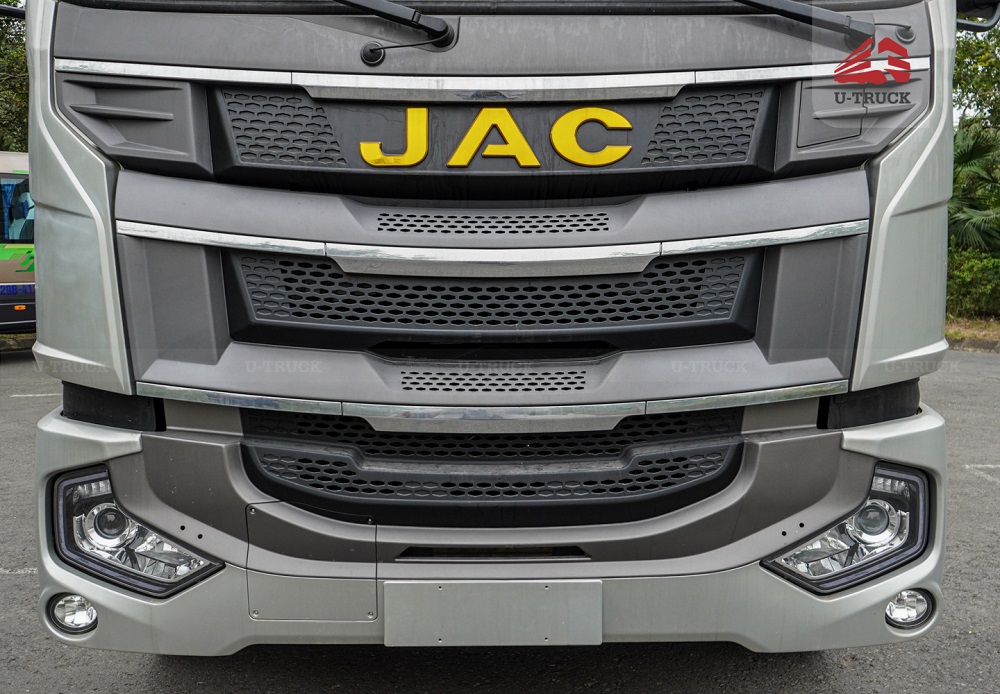 Xe tải JAC A5 4X2 thùng công nhập khẩu 1CH 10M