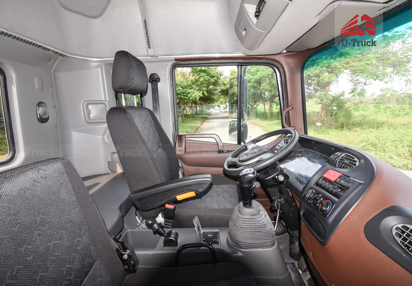 Xe tải JAC A5 4X2 thùng công Nhập Khẩu 3CH 10M