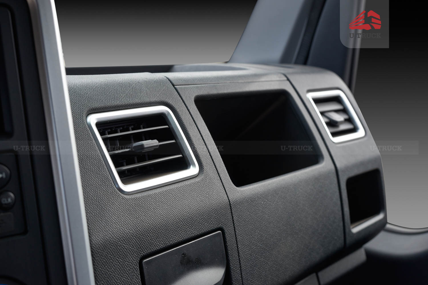 Xe tải JAC H200 E5 thùng bạt