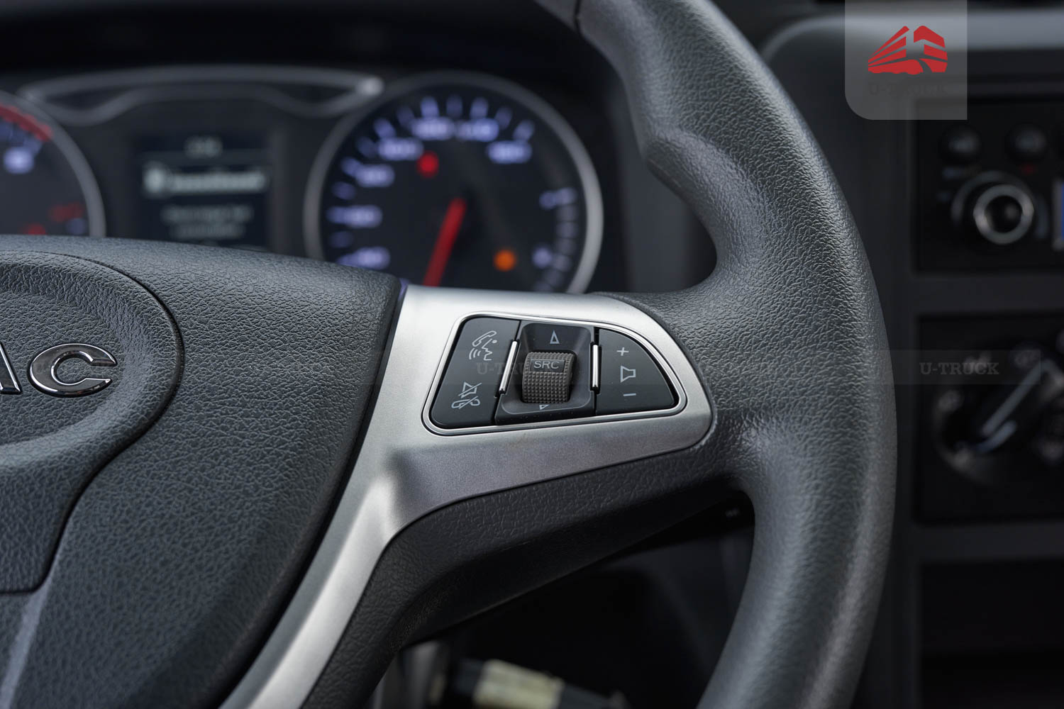 Xe tải JAC N350S PRO E5 thùng kín