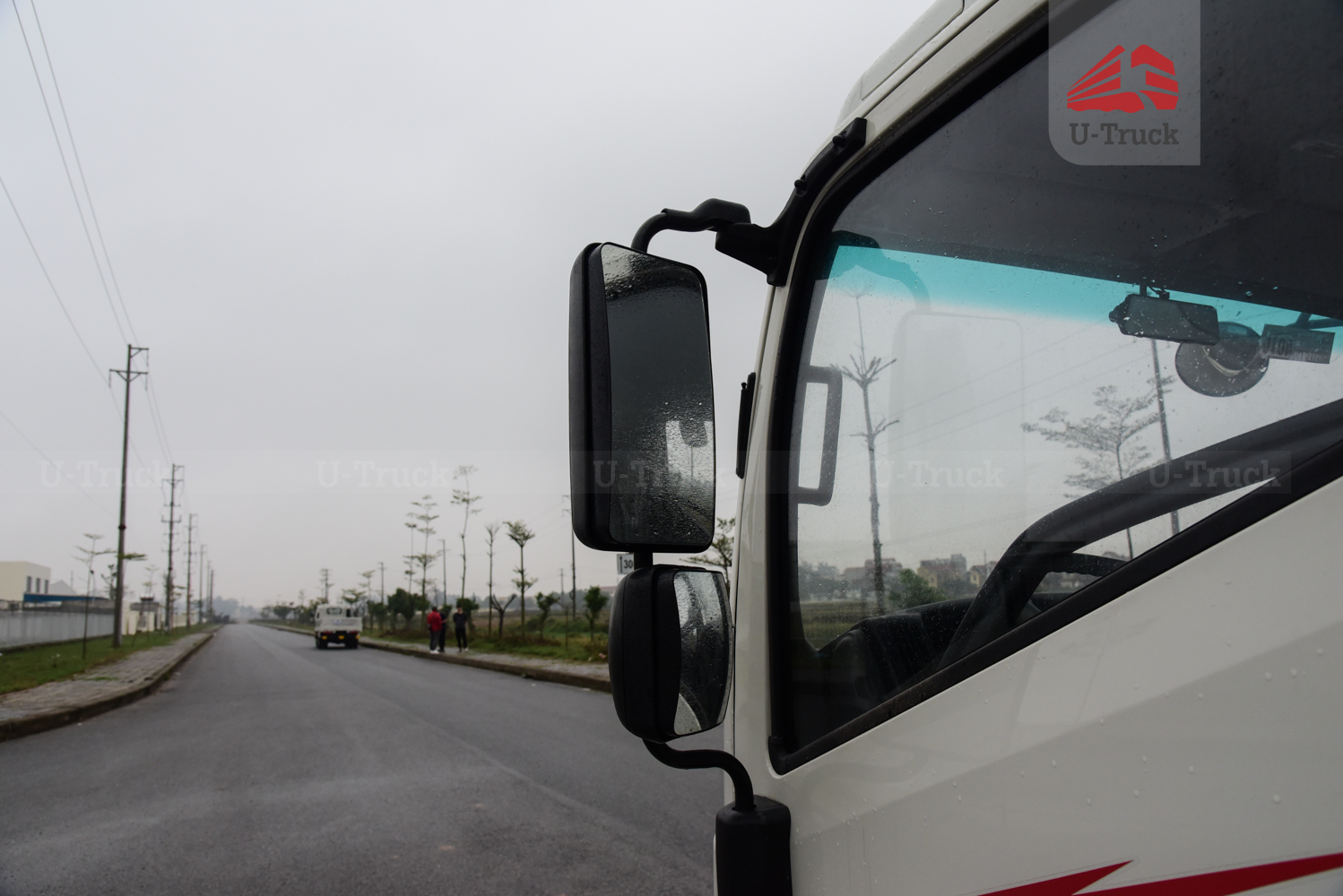 Xe tải JAC N350S 4×2 thùng kín bửng nâng