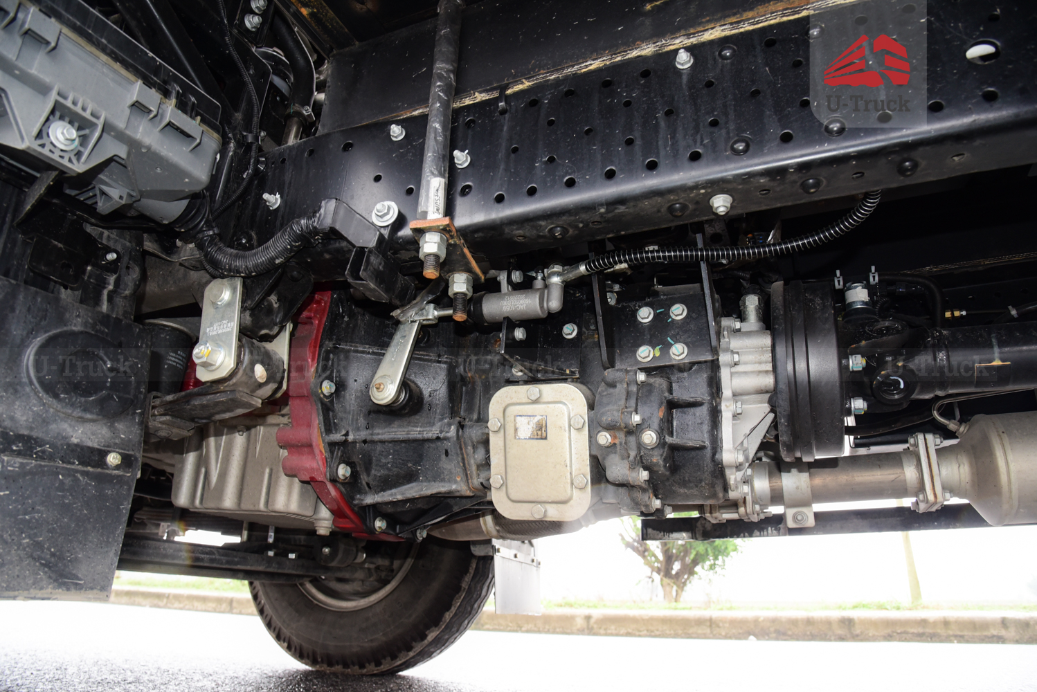 Xe tải JAC N350S 4×2 thùng kín bửng nâng