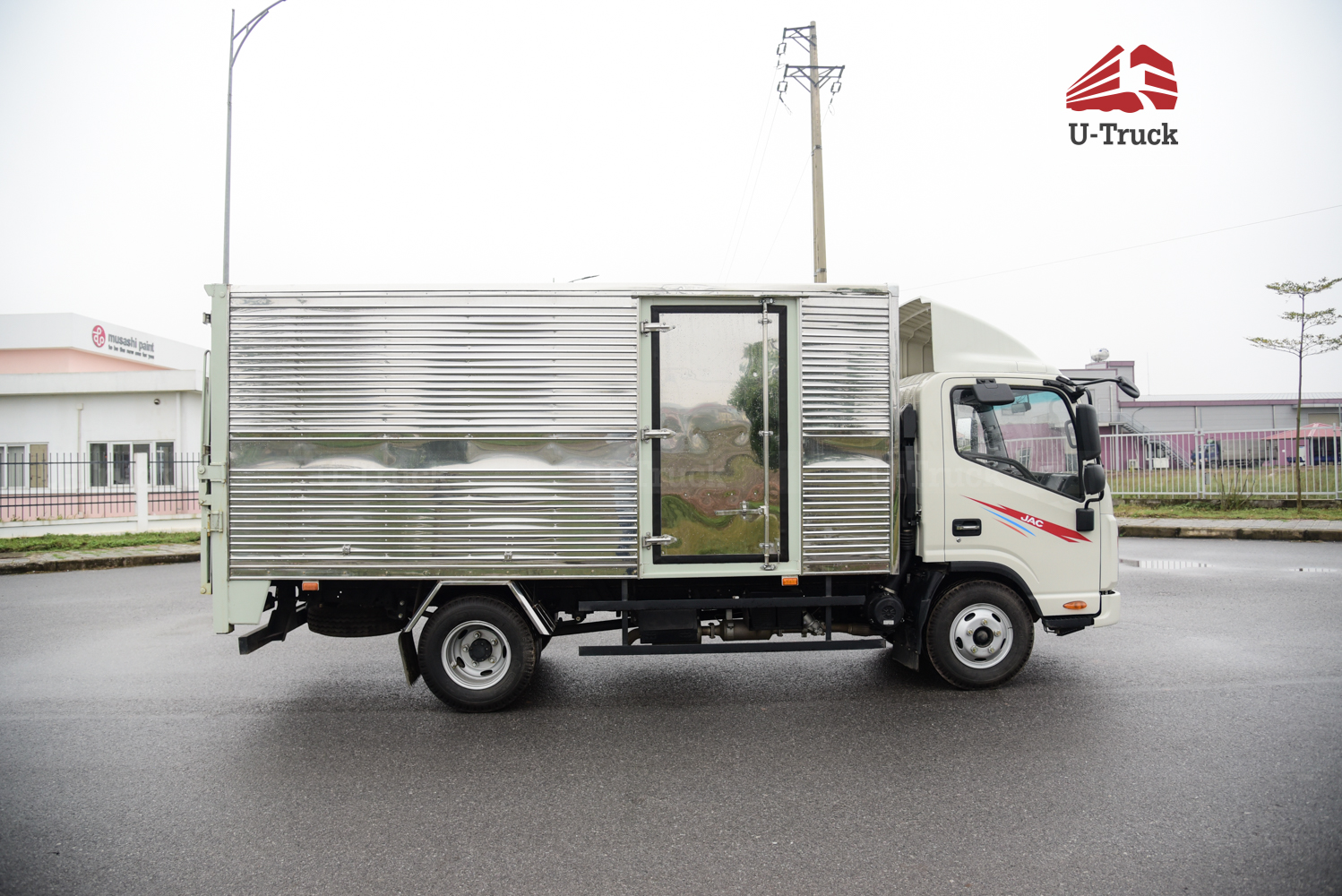 Xe tải JAC N350S 4×2 thùng kín bửng nâng