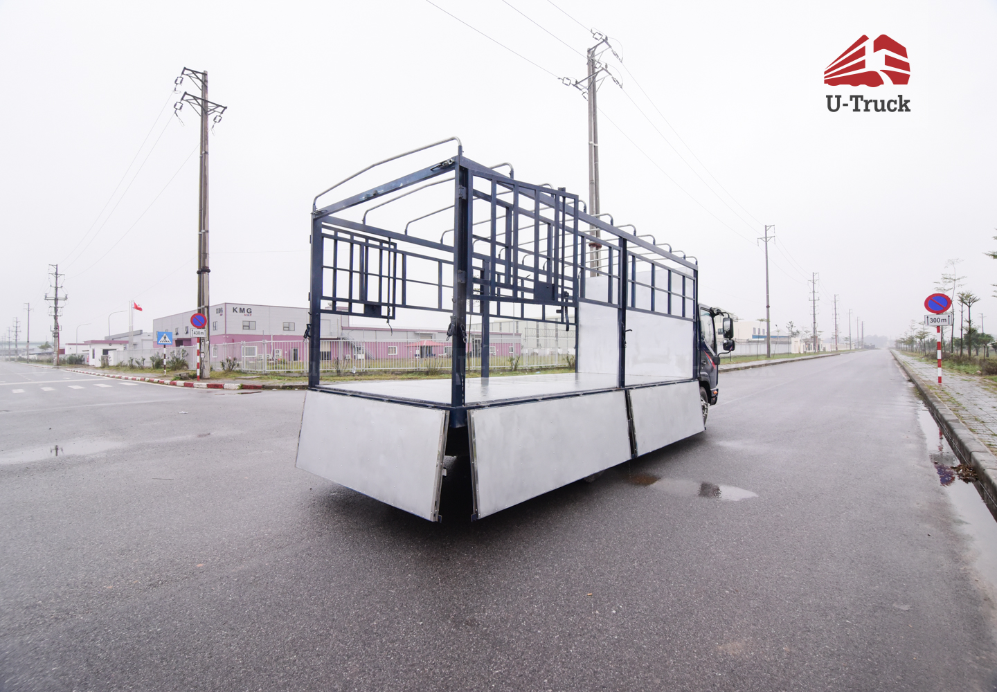 Xe tải JAC N650 thùng bạt 6T8