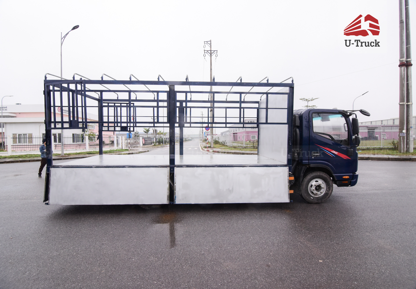 Xe tải JAC N650 thùng bạt 6T8