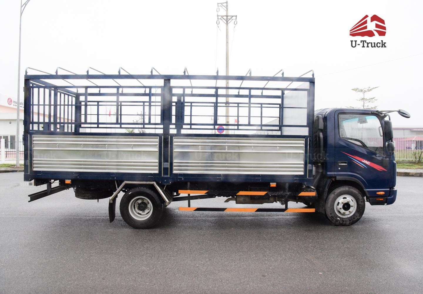 Xe tải JAC N650 thùng bạt 6T8