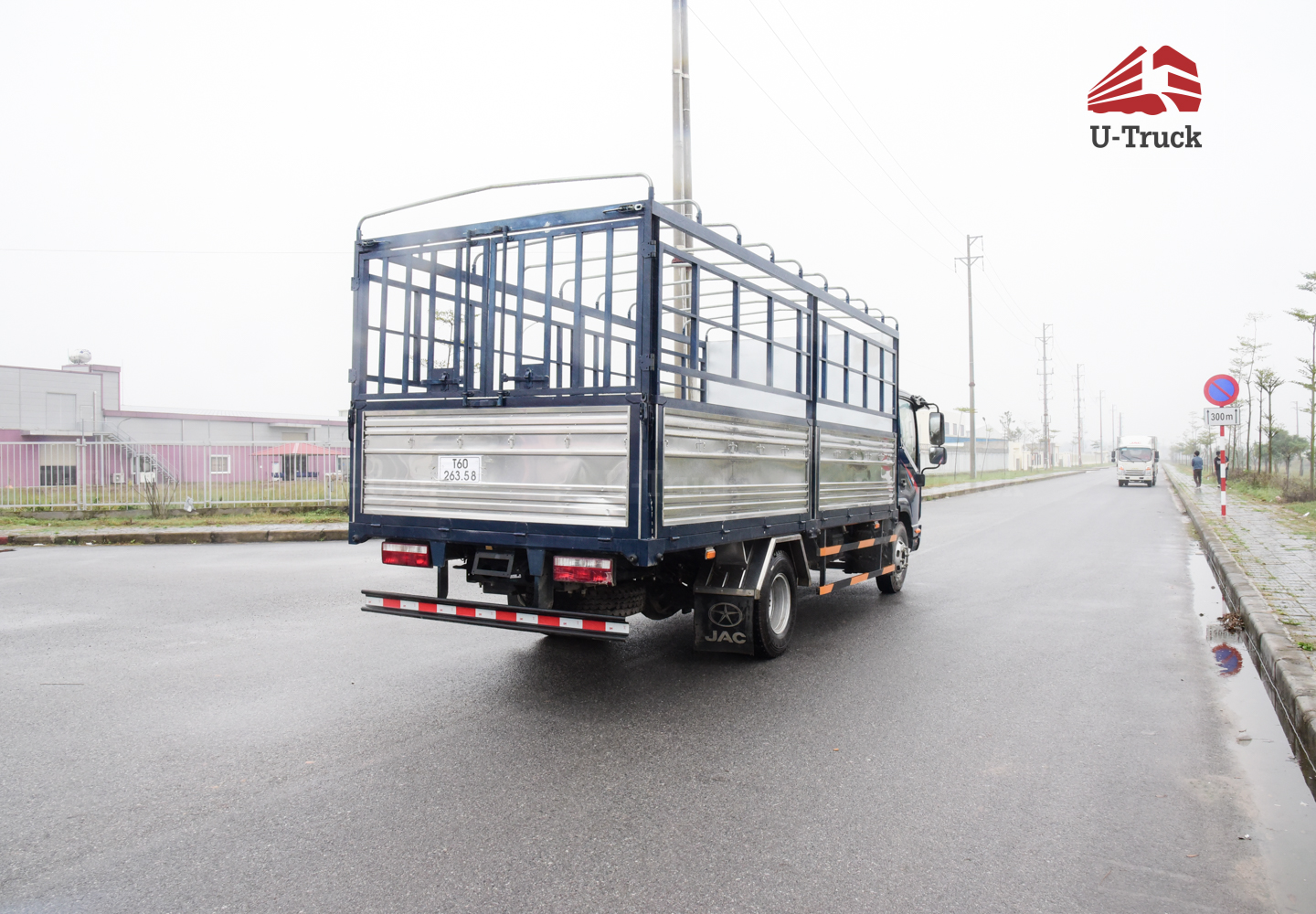 Xe tải JAC N650 thùng bạt 6T8