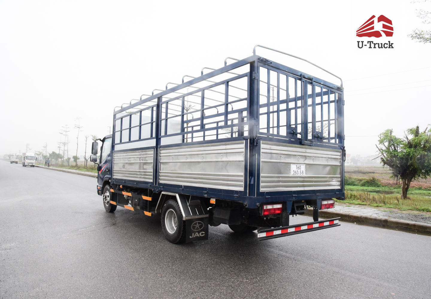 Xe tải JAC N650 thùng bạt 6T8