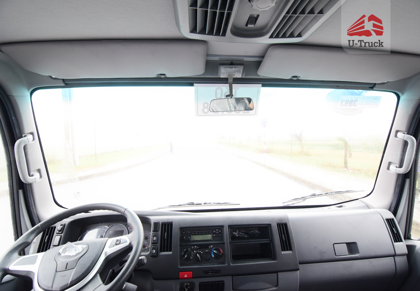 Xe tải JAC N650 thùng bạt 6T8