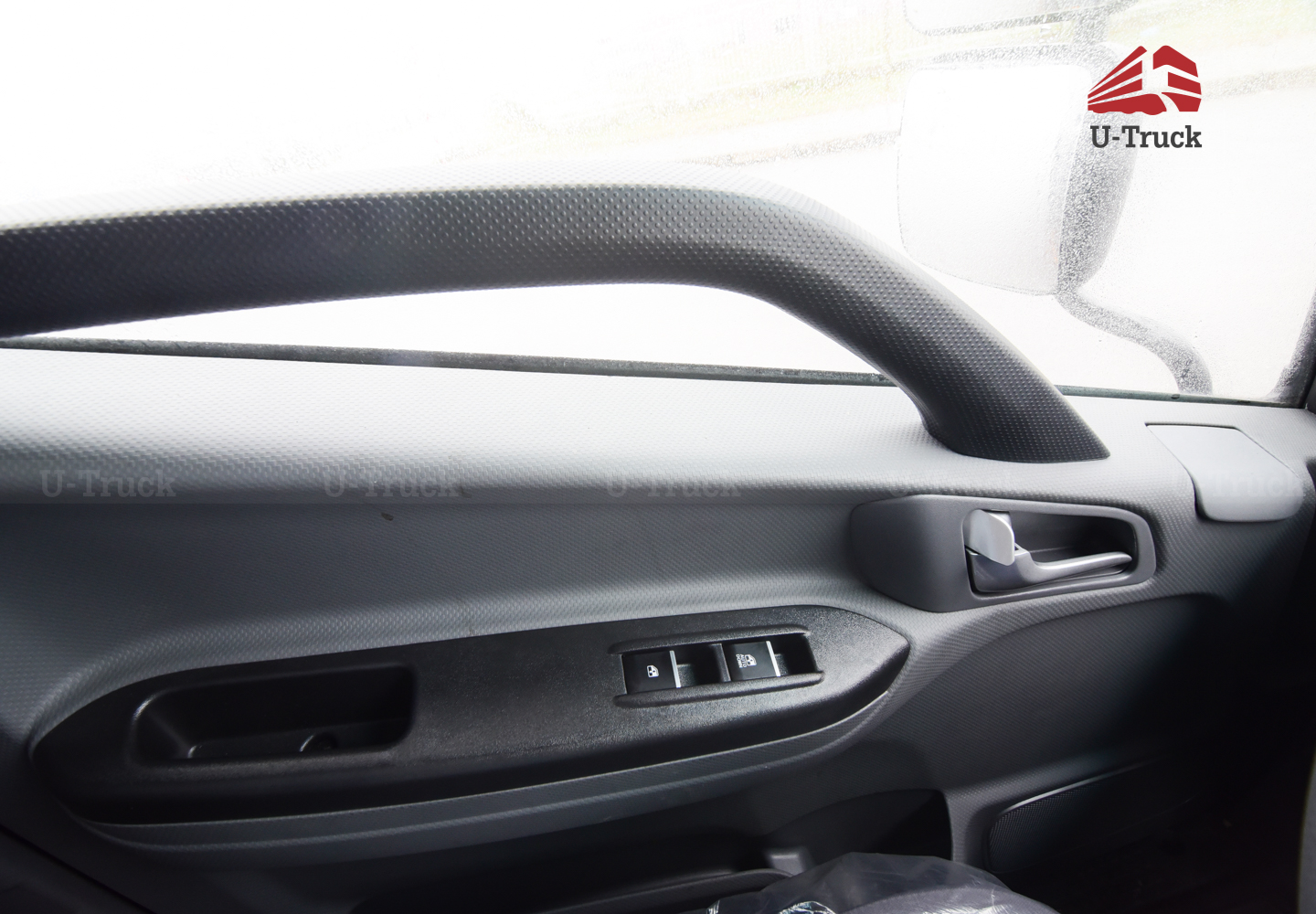 Xe tải JAC N650 thùng bạt 6T8