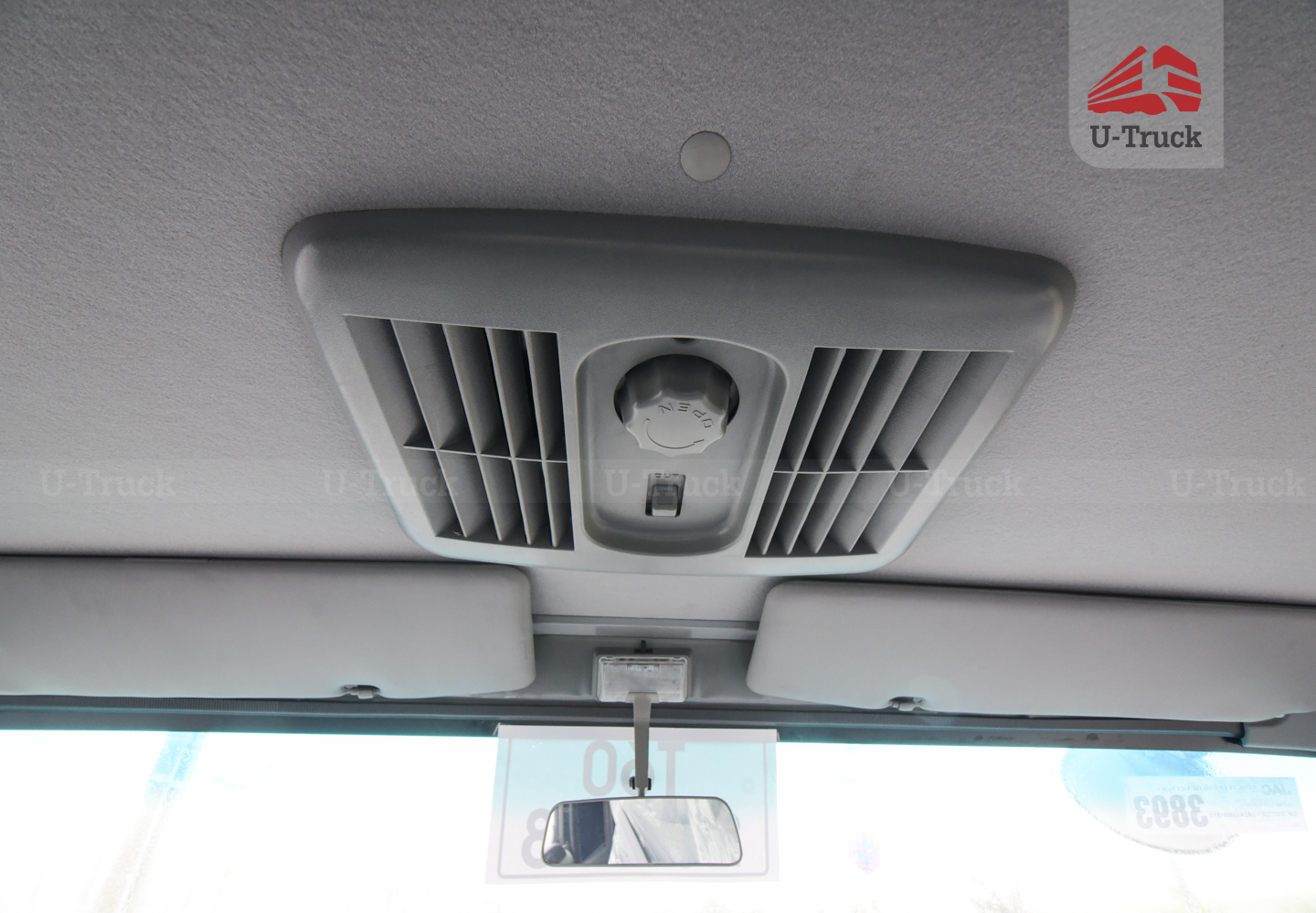 Xe tải JAC N650 thùng bạt 6T8