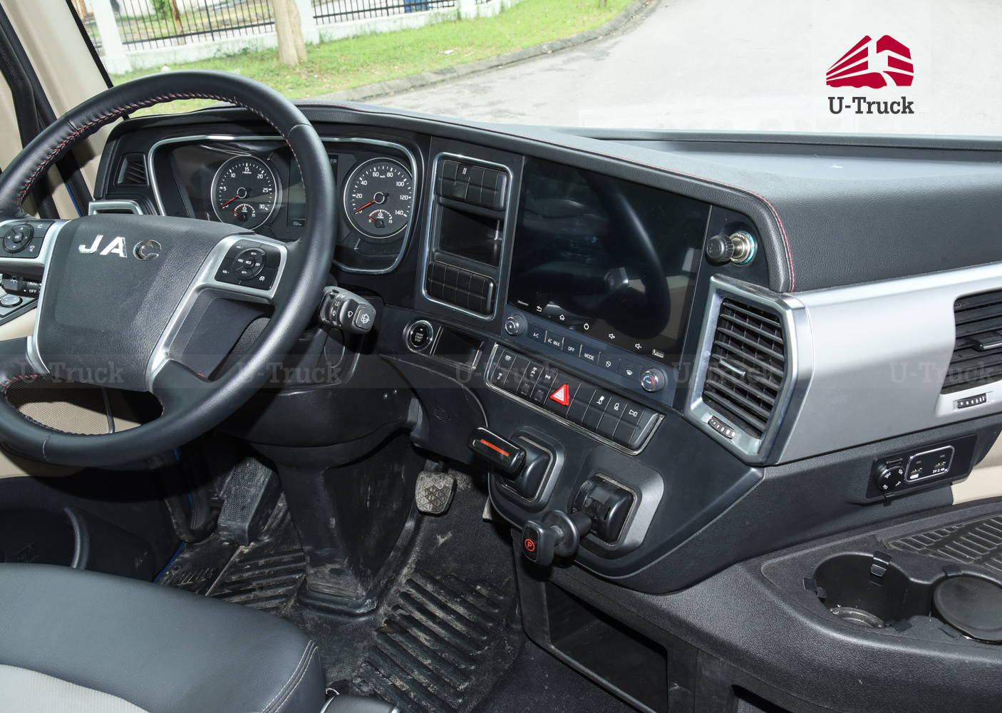 Xe đầu kéo JAC Q7 480 cầu dầu