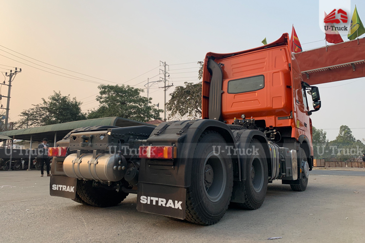 Xe đầu kéo HOWO T7H 440 cầu dầu