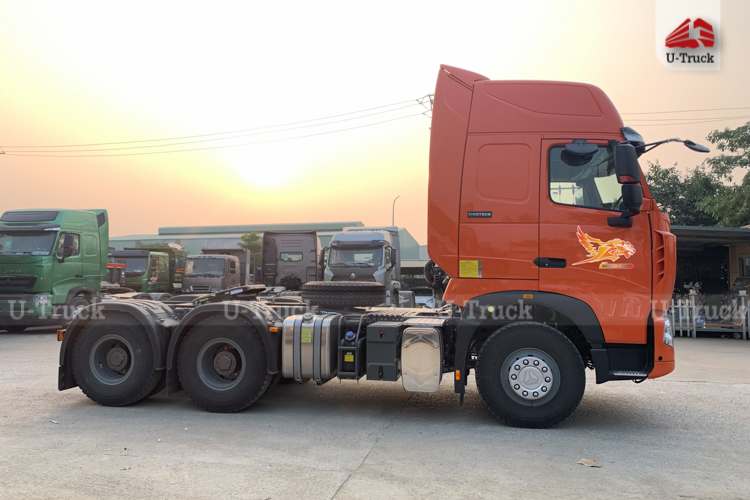 Xe đầu kéo HOWO T7H 440 cầu dầu