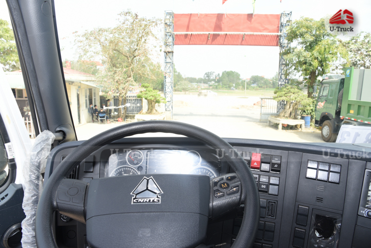 Xe đầu kéo HOWO T7H 440 cầu láp