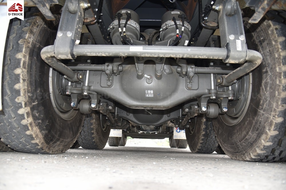 Xe ben HOWO V7X 380 8×4 Thùng Đúc