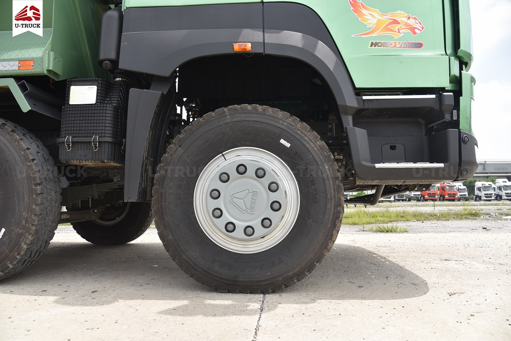 Xe ben HOWO V7X 380 8×4 Thùng Đúc